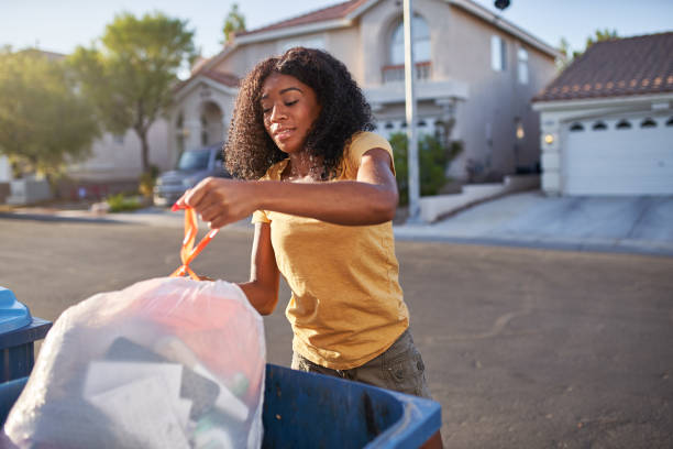 Best Yard Cleanup Services  in La Marque, TX